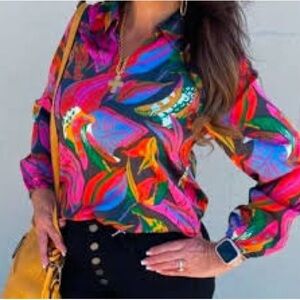 NWT Michelle McDowell Eyes on me Avery Vibrant Multicolor Women's Top - Large